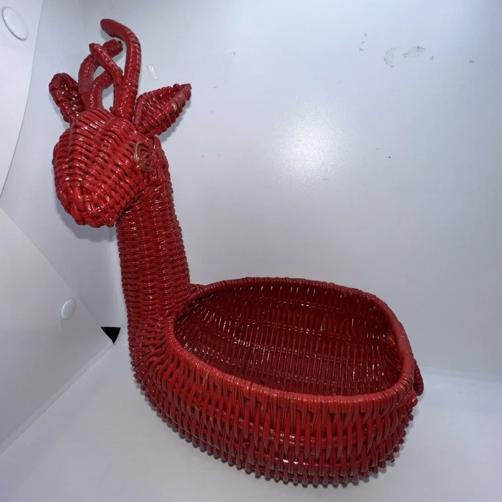Christmas Holiday Reindeer‎ Red Painted Basket Table Decor Wicker Rattan Gift